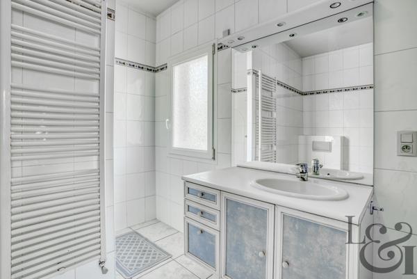 Maison de plain pied à vendre au Lédat