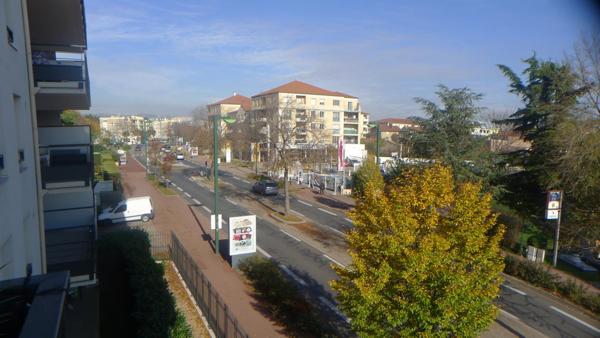 Appartement T3 de 62,77 m² avec terrasse et garage à Pierre-Bénite , Pierre-bénite