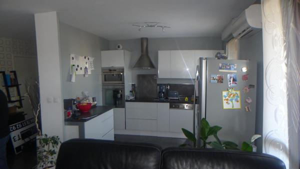 Appartement T3 de 62,77 m² avec terrasse et garage à Pierre-Bénite , Pierre-bénite