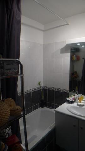 Appartement T3 de 62,77 m² avec terrasse et garage à Pierre-Bénite , Pierre-bénite