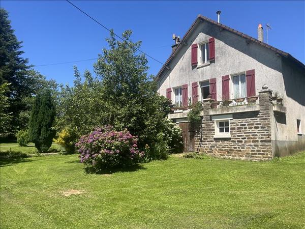 Maison à vendre |  Saint-Yrieix-la-Perche |  5 pièces | 125 m²
