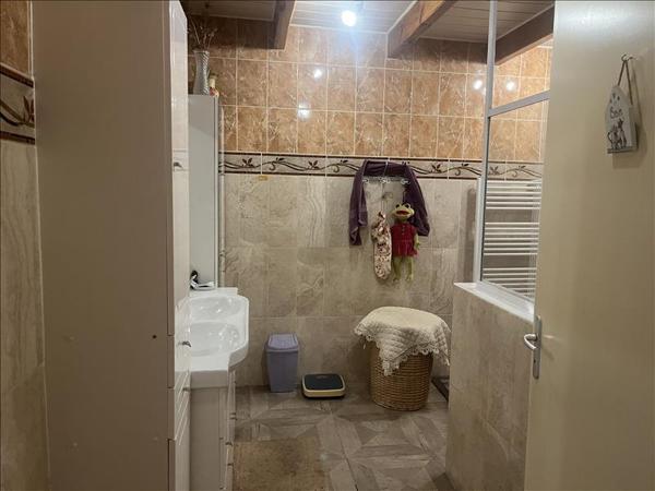 Maison à vendre |  Saint-Yrieix-la-Perche |  5 pièces | 125 m²