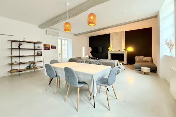 La Rochelle (17000) Préfecture - Immeuble avec deux spacieux appartements