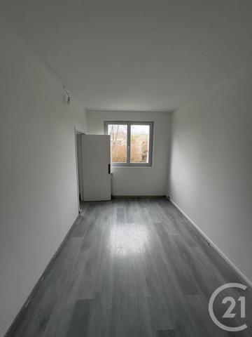 Appartement F4 à vendre  4 pièces - 69 m2 STAINS - 93