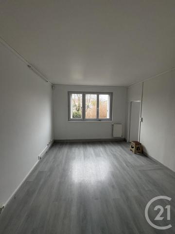 Appartement F4 à vendre  4 pièces - 69 m2 STAINS - 93
