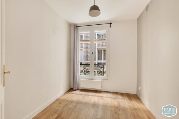 Paris 8ème - Bel appartement Haussmannien de 62,18m² Carrez