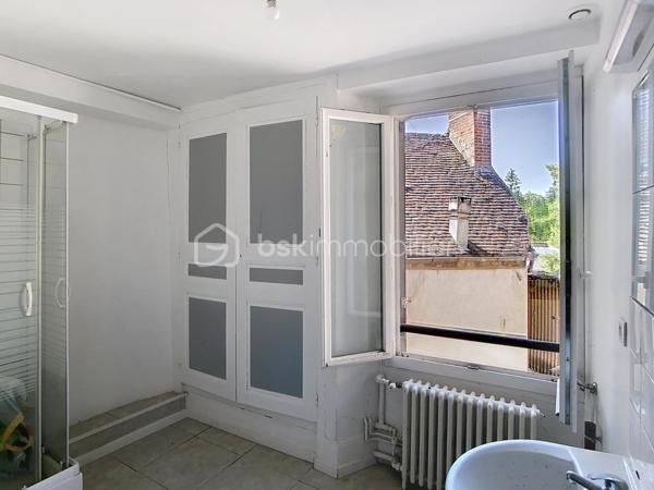 Immeuble mixte de 360 m²