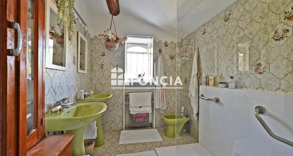 À vendre Maison 5 pièces 137 m² - Lunel-viel 34400