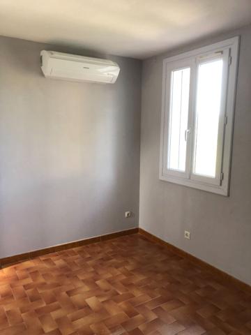 Maison à deux niveaux sur les hauteurs d'Apt