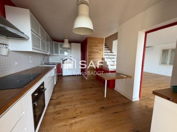 TOULON OUEST MAISON T4 SUR  500m2 + GARAGE