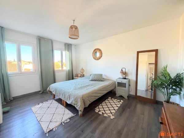 Maison de ville 95m2, Avignon, 3 Ch, Garage!