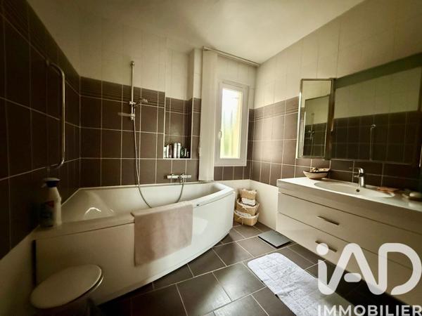 Maison à vendre 7 pièces 120 m² La Ville-du-Bois