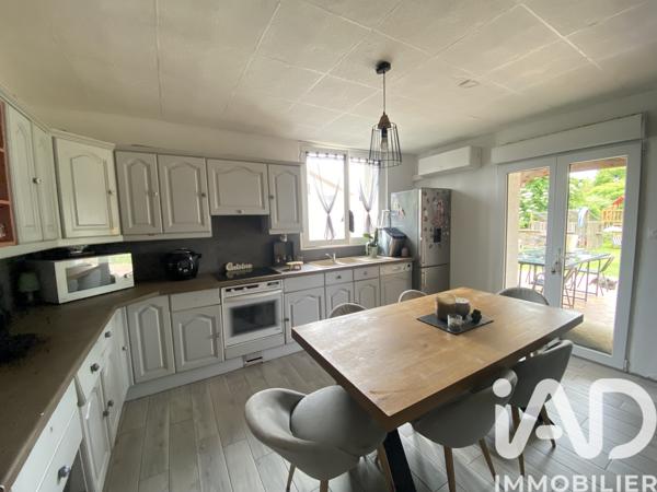 Maison à vendre 8 pièces 215 m² Vouneuil-sur-Vienne