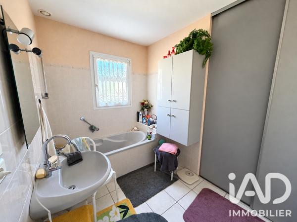 Maison à vendre 5 pièces 132 m² Saint-Yrieix-la-Perche