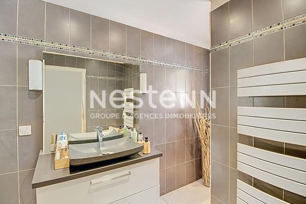 A VENDRE a LORGUES - Villa de PLAIN PIED avec PISCINE a 5mn du VILLAGE