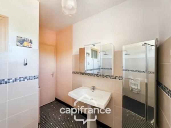 Maison à vendre 5 pièces PONTIVY (56) avec grand terrain