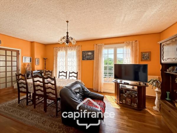 Maison à vendre 5 pièces PONTIVY (56) avec grand terrain