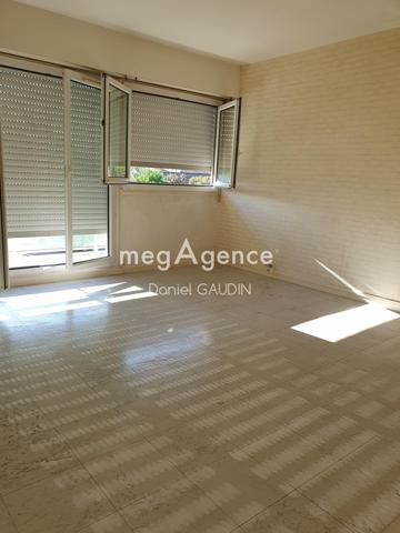 Appartement à COGNAC, 16100 - 2 pièces 53m²