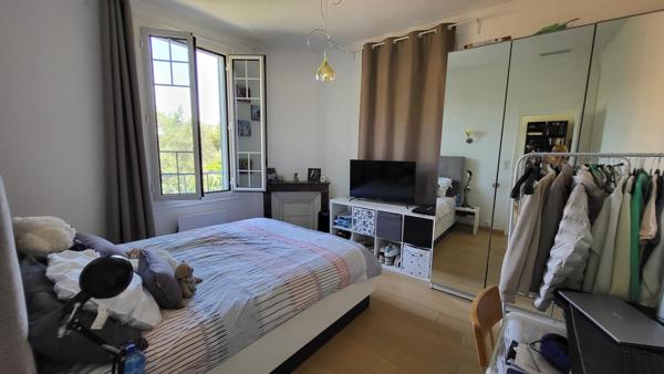Belle maison de caractère avec gites et piscine