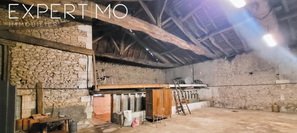 Lisle (24350) À vendre ancienne ferme restaurée de 110 m² habitable, grange et dépendances de 335 m² secteur Tocane Saint Ap