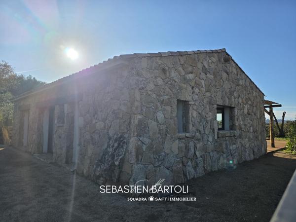 Bergerie de charme livrée neuve T4 de 90m2 avec piscine