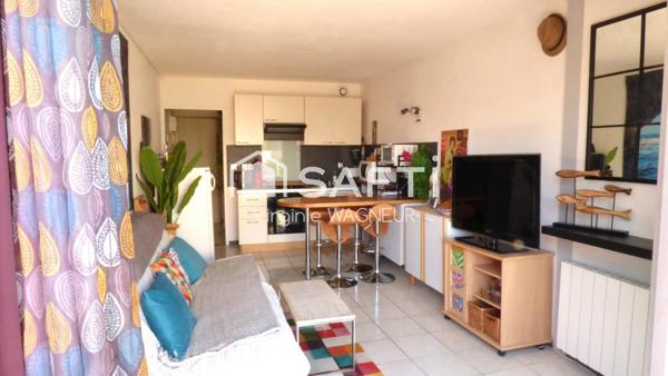 RDJ - T2 en très bon état avec terrasse privative