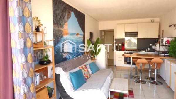 RDJ - T2 en très bon état avec terrasse privative