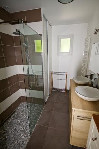Maison piscine et jacuzzi 7 pièce(s) 203 m2