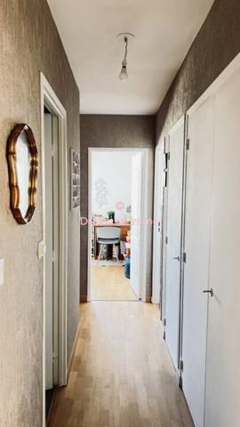 Appartement à vendre 5 pièces de 101 m²