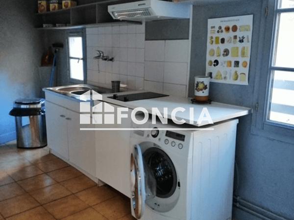 Location Appartement meublé 2 pièces 50.2 m² - 3 RUE DU CHATEAU Pezenas 34120