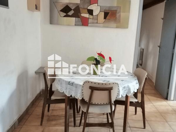 Location Appartement meublé 2 pièces 50.2 m² - 3 RUE DU CHATEAU Pezenas 34120