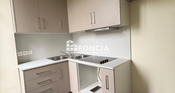 Location Appartement 2 pièces 45.56 m² - Melun 77000