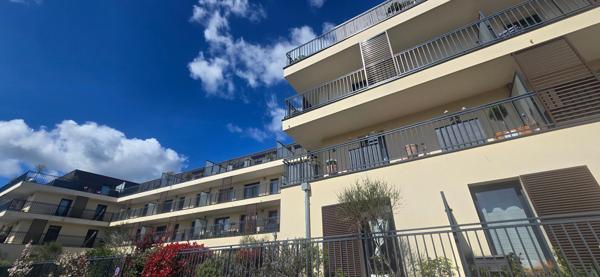 Superbe Appartement T4 , récent gare et centre à pieds !
