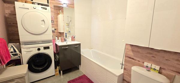 Superbe Appartement T4 , récent gare et centre à pieds !