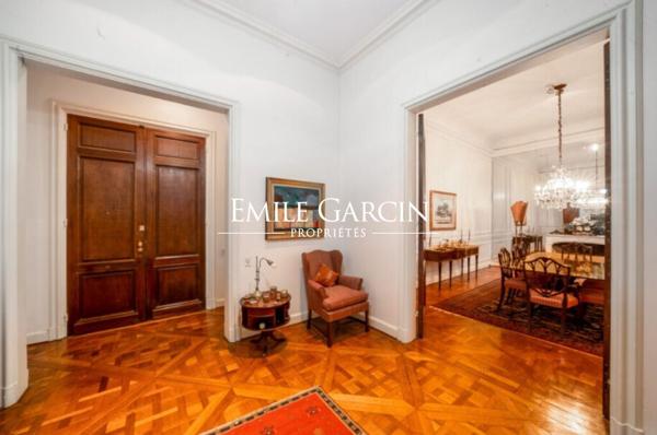 Appartement Parera 5 pièce(s) 332 m2