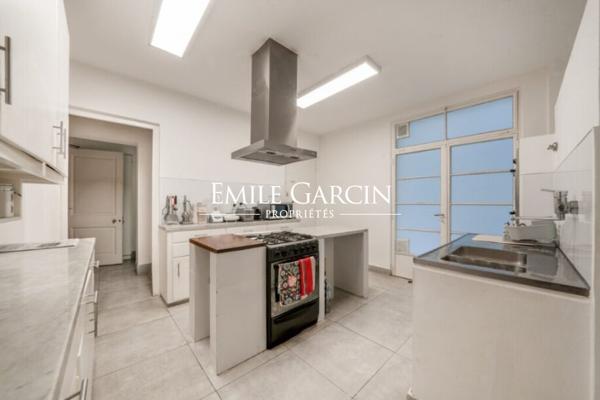 Appartement Parera 5 pièce(s) 332 m2