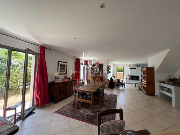 SARZEAU Maison 7 pièces 210 m²