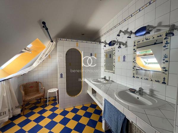 SARZEAU Maison 7 pièces 210 m²