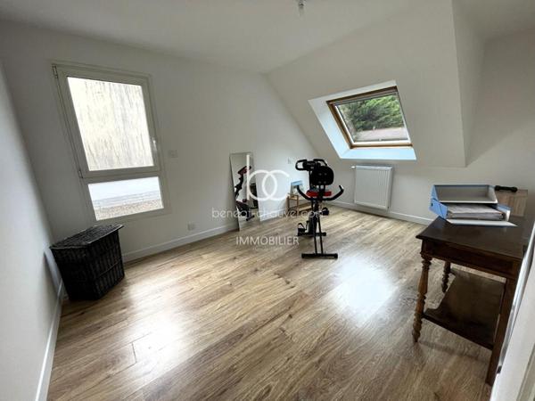 THEIX NOYALO Maison 6 pièces 155 m²