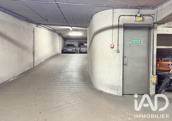 Parking à vendre 14 m² Paris 9