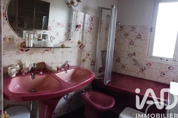 Maison à vendre 8 pièces 110 m² Bressuire