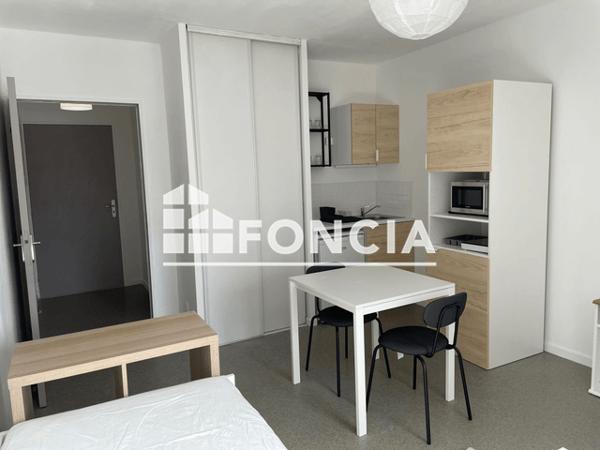 Location Studio meublé 23.34 m² - 17 AVENUE KENNEDY Orleans La Source 45100