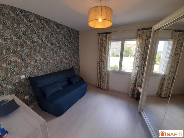 Magnifique propriété de 2012, 185m2 aux belles prestations