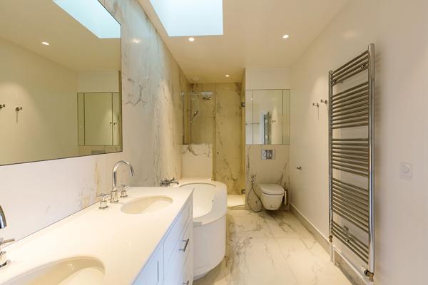 Location vide - Paris 75008- 4 pièces- 2 chambres- Avenue Montaigne