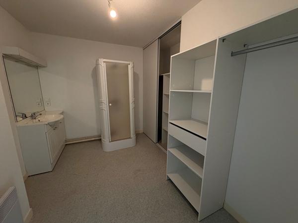T.4 MAISON 105,24m² à BADEN avec jardinet et parking. , Baden