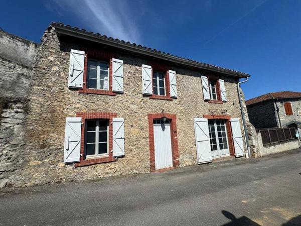 Maison à vendre 87 920 € Saint-Bertrand-de-Comminges 4 p 84 m² DPE G