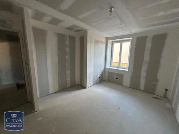 Appartement à louer 4 pièces 90m²