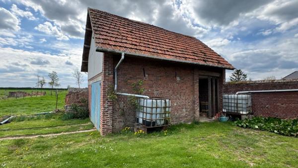Maison  6 pièce(s)  à Friaucourt  proche des plages à rénover dans son intégralité