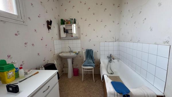 Maison  6 pièce(s)  à Friaucourt  proche des plages à rénover dans son intégralité