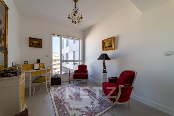 Appartement de standing avec terrasse